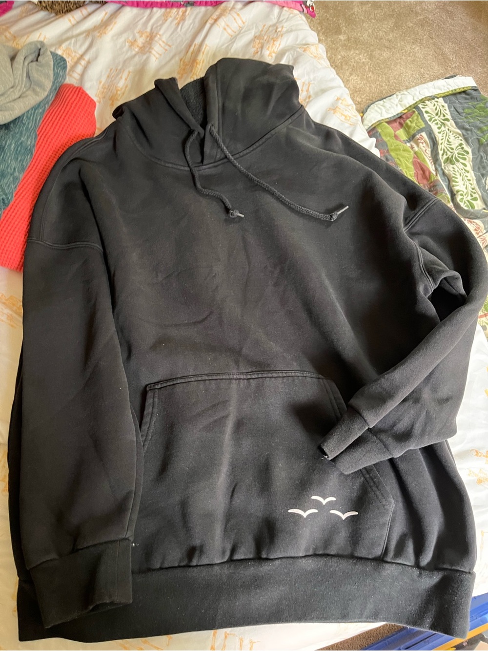Women's Black Pullover Hoodie with Seagull Accent